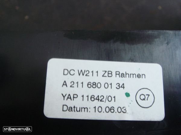 Apoio Central De Radio (Tablier) Mercedes-Benz E-Class (W211) - 2