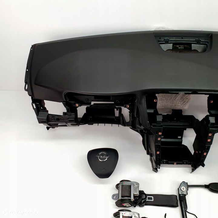 OPEL ZAFIRA C LIFT DESKA ROZDZIELCZA KONSOLA KOKPIT PULPIT PODUSZKI AIRBAG AIR BAG PASY KIT SET - 2