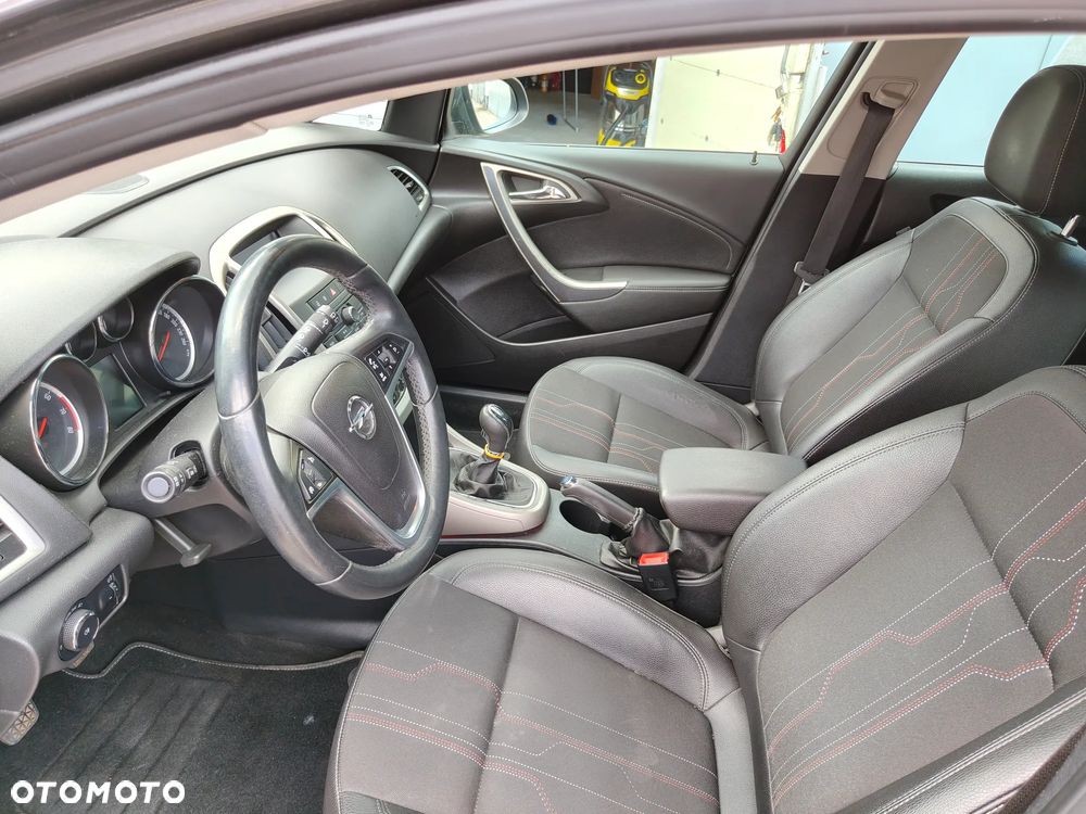 Opel Astra 1.4 Turbo - 18