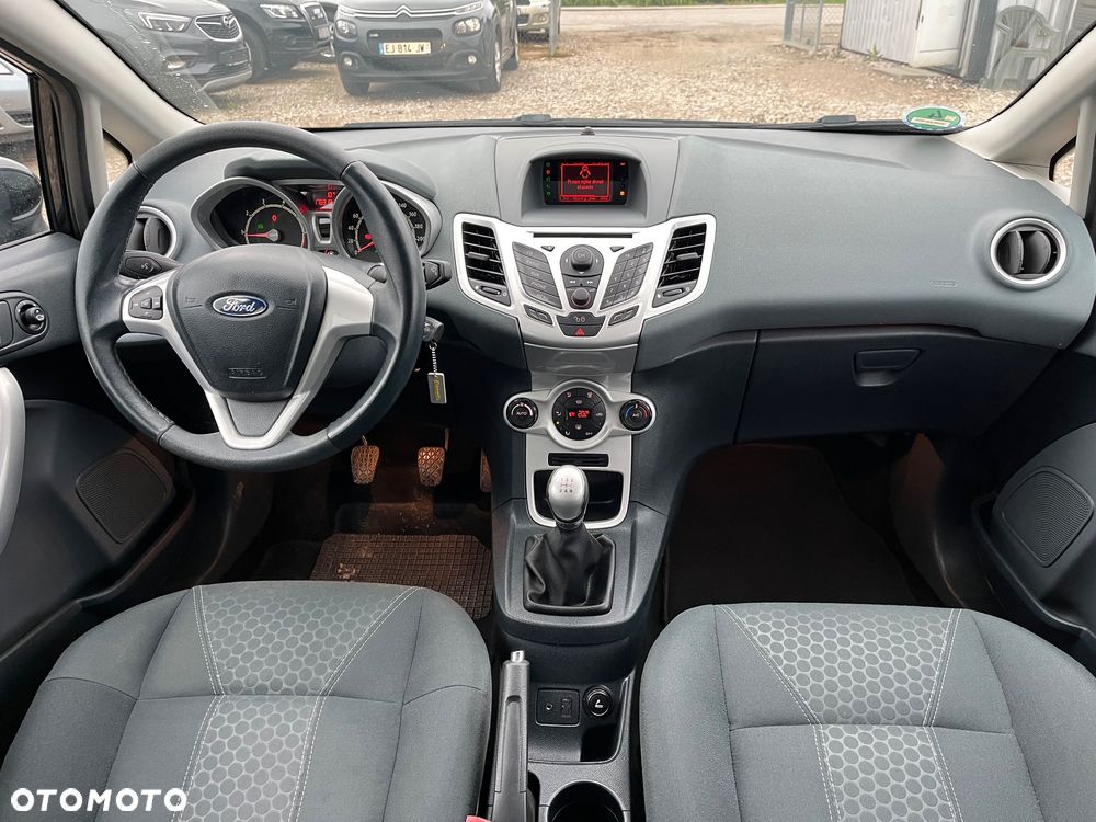 Ford Fiesta 1.25 Titanium - 8