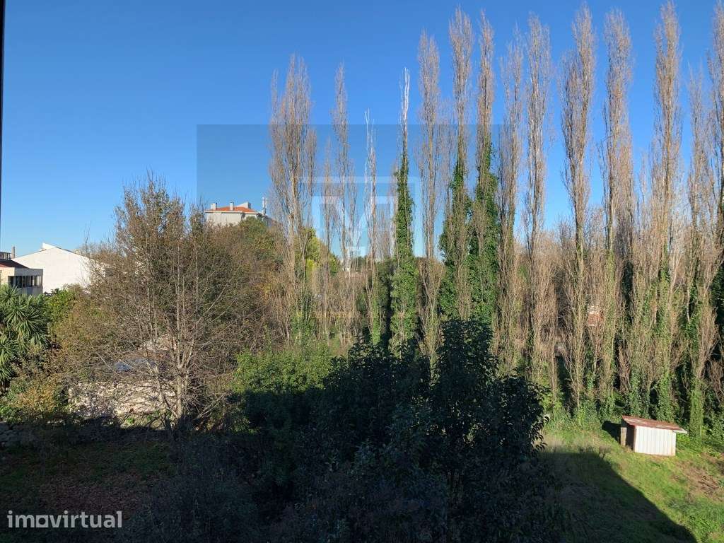 APARTAMENTO T2 | VARANDA | LUGAR GARAGEM | RAMALDE | PORTO - Grande imagem: 5/21