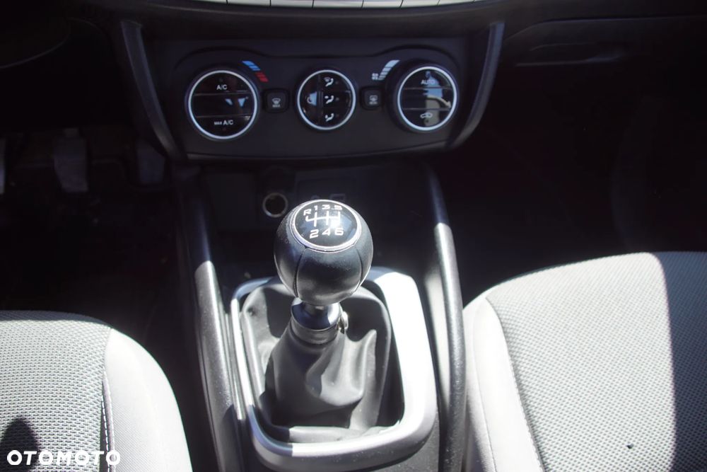 Auto na części - Fiat Tipo II 1.4 T-Jet 120 KM 940B7000 C635 718/A 2018R Silnik Skrzynia Drzwi Błotnik Lampa Lusterko Klamka Szyba Deska Kokpit Sterownik Moduł Czujnik Licznik Wyświetlacz Panel Kierownica - 13
