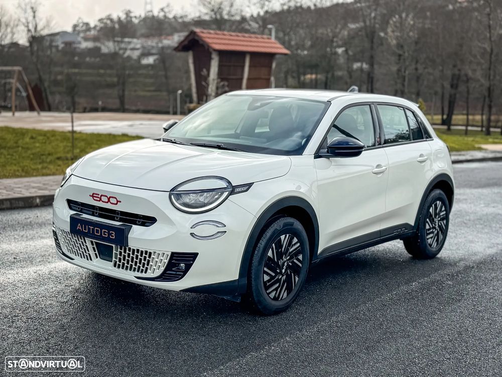 Fiat 600e 54 kWh (RED) - 4