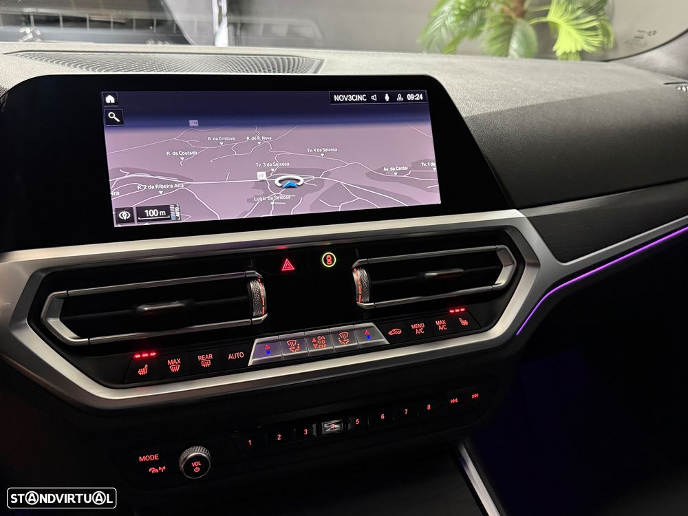 BMW 330 e Pack Desportivo M Auto - 21