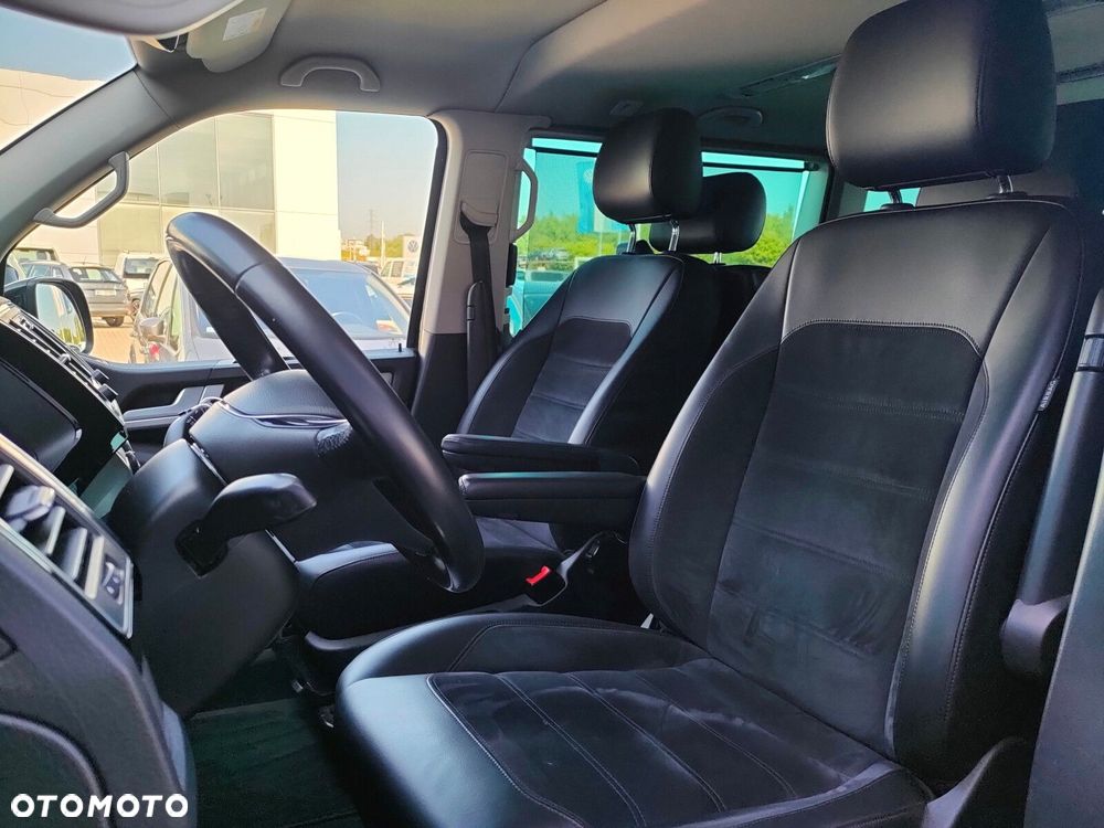 Volkswagen Multivan - 10
