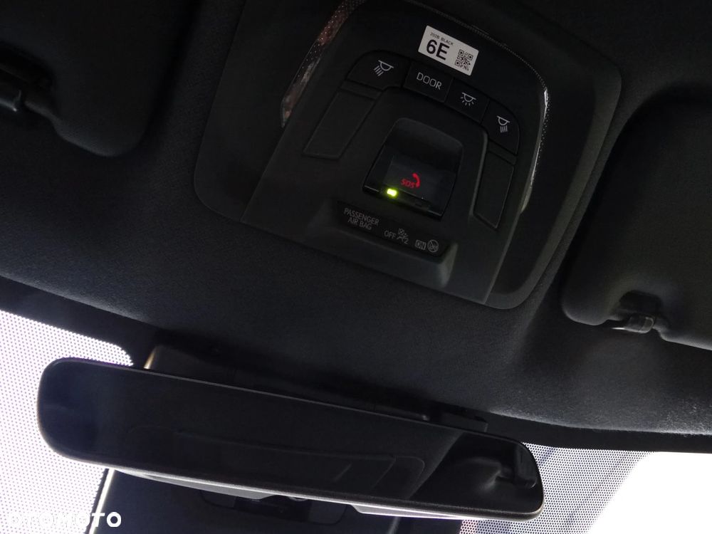 Toyota Corolla 2.0 Hybrid Executive - 37