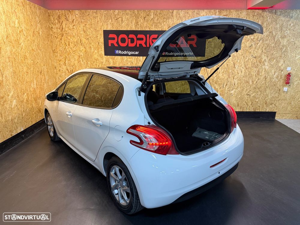 Peugeot 208 1.2 VTi Active - 21