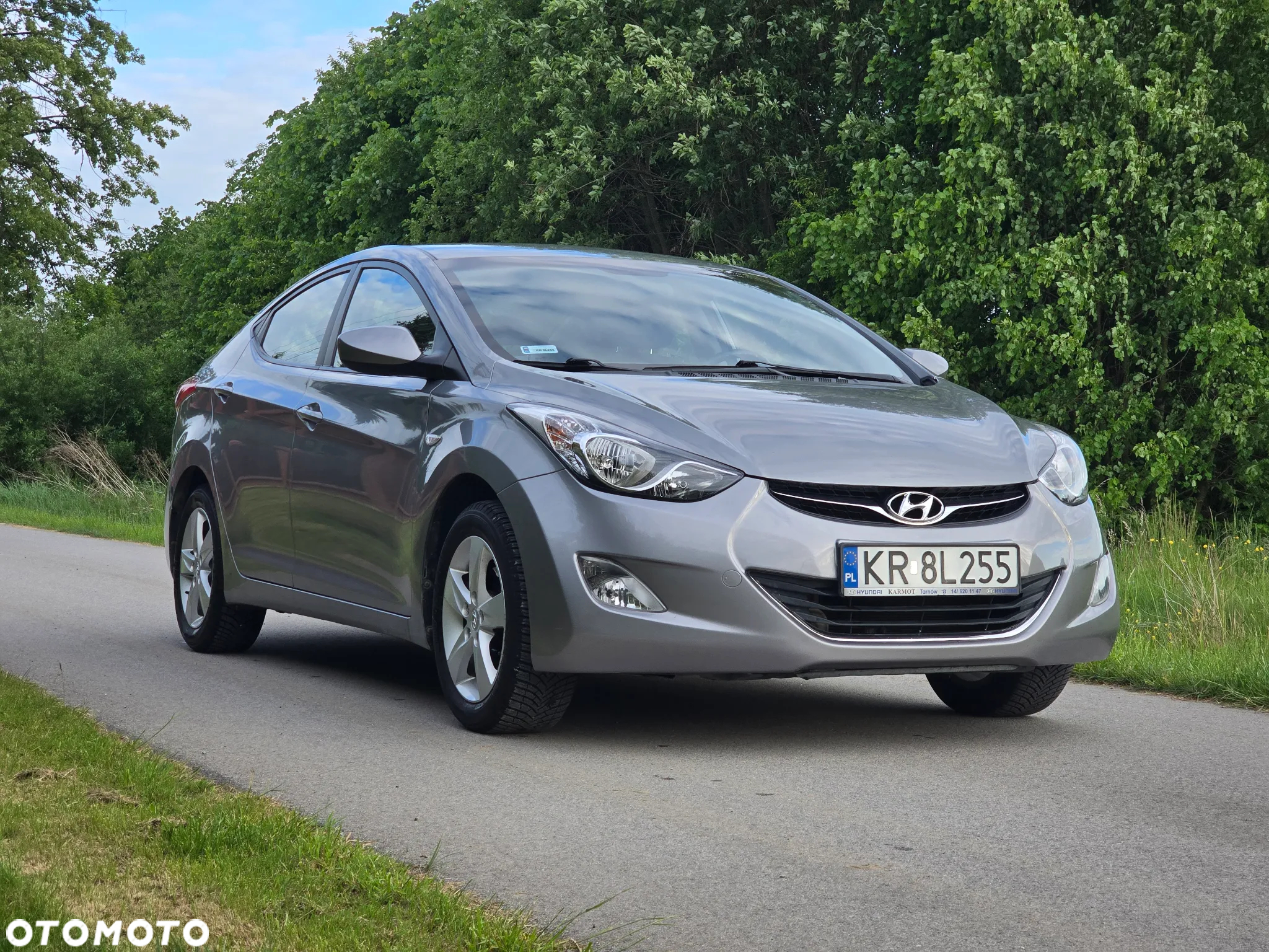 Hyundai Elantra 1.6 Comfort - 10