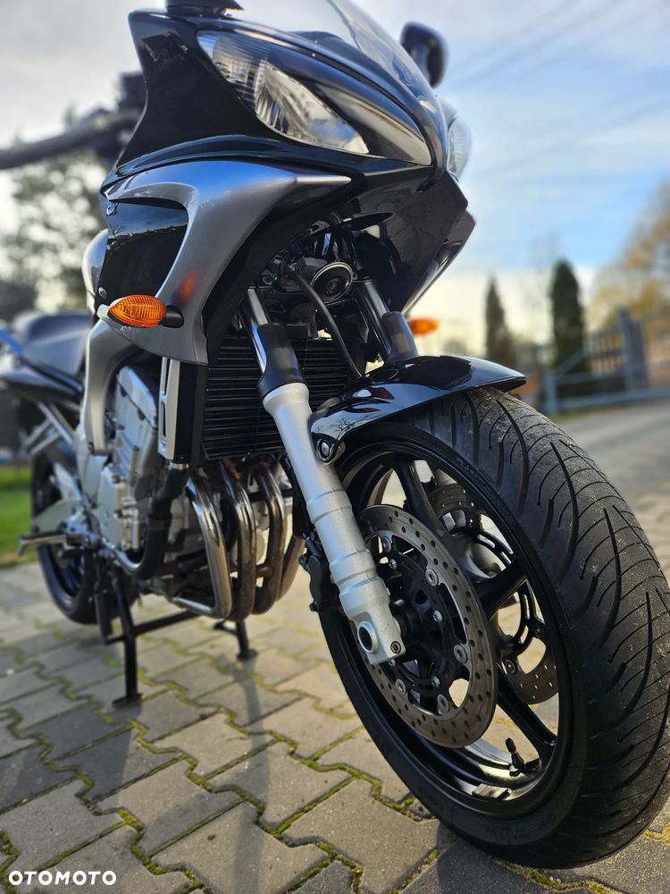 Yamaha FZ6 - 7