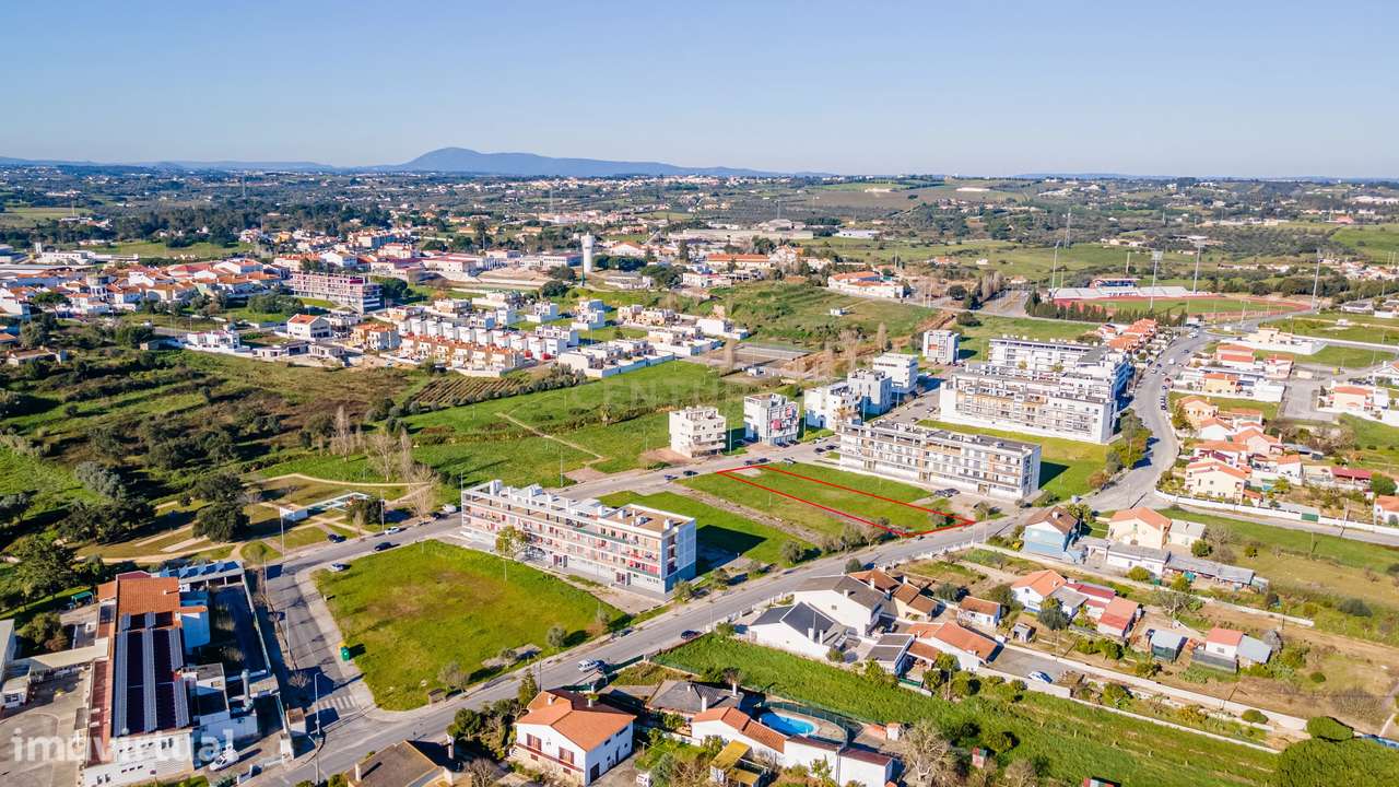 Lote de Terreno Urbano no Centro do Cartaxo para construção de 3 bloco - Grande imagem: 5/16