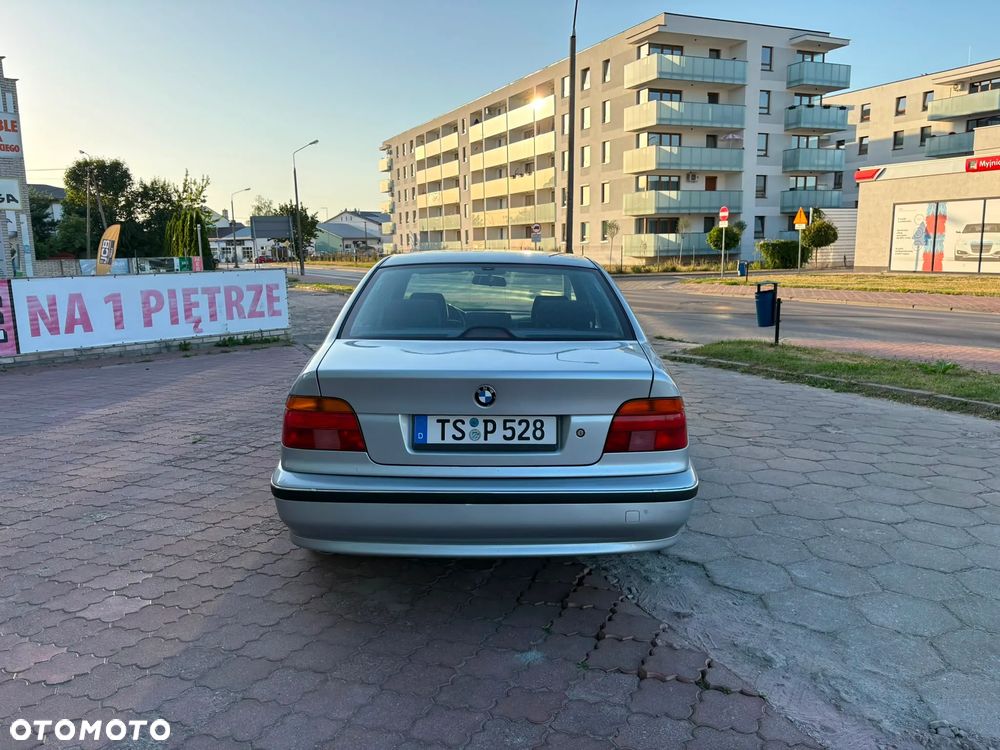 BMW Seria 5 - 9