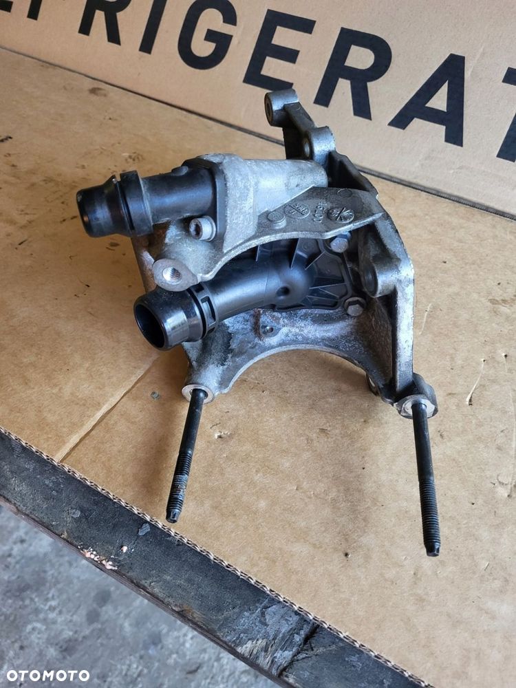 OBUDOWA TERMOSTATU BMW MINI TOYOTA AVENSIS T27 2.0D N47C20A 16323-WA010 - 3