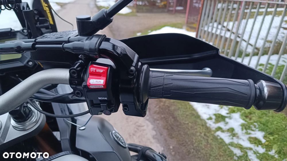 Yamaha Super Tenere - 25