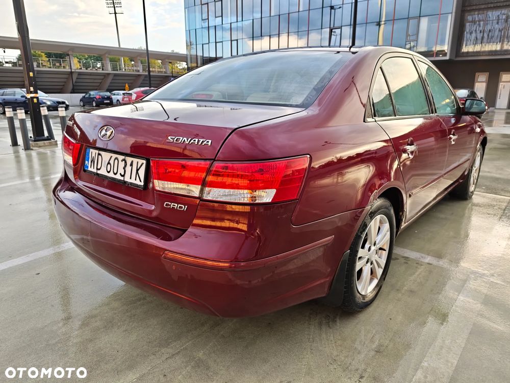 Hyundai Sonata - 7