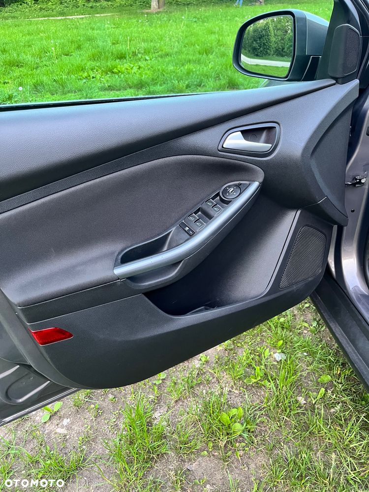 Ford Focus 1.6 TDCi Titanium ECOnetic - 10