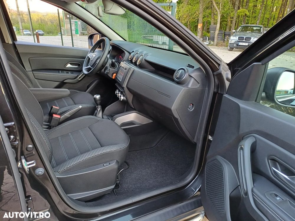 Dacia Duster 1.6 SCe Prestige jante 17" - 8