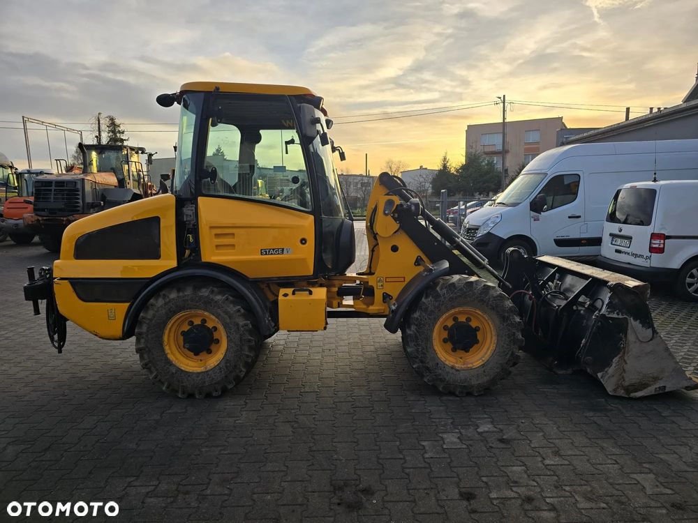 JCB 406 SVC - 4