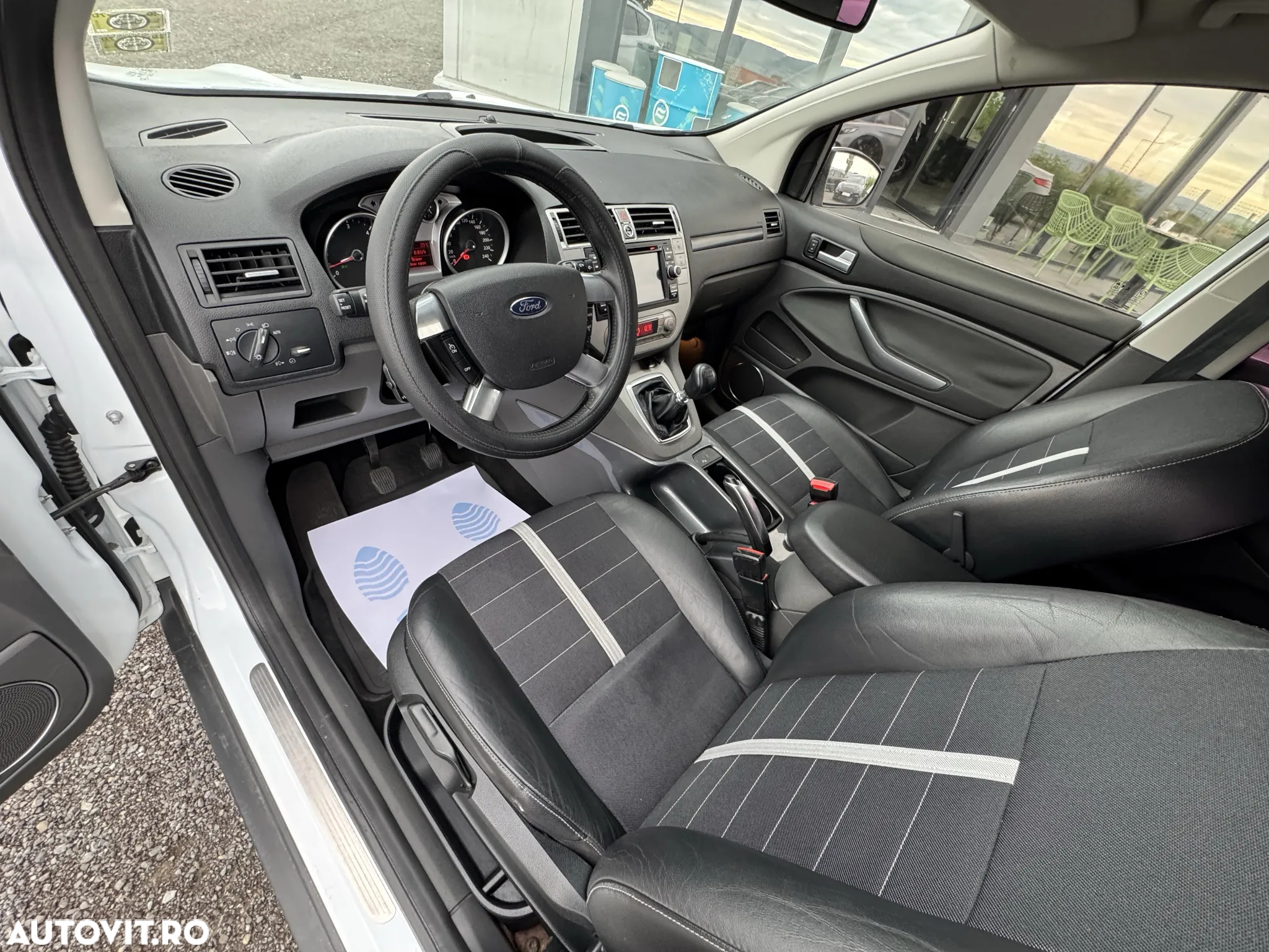 Ford Kuga 2.0 TDCi 4WD Titanium - 13