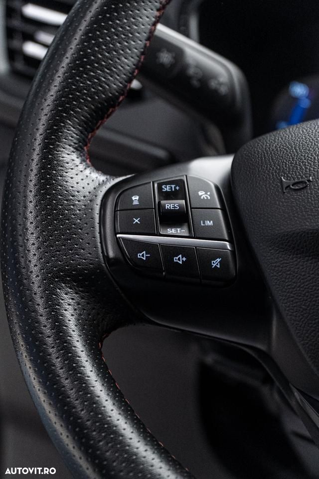 Ford Kuga 1.5 EcoBoost FWD ST Line X - 20