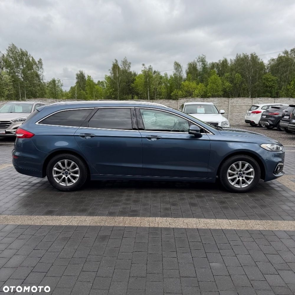 Ford Mondeo - 12
