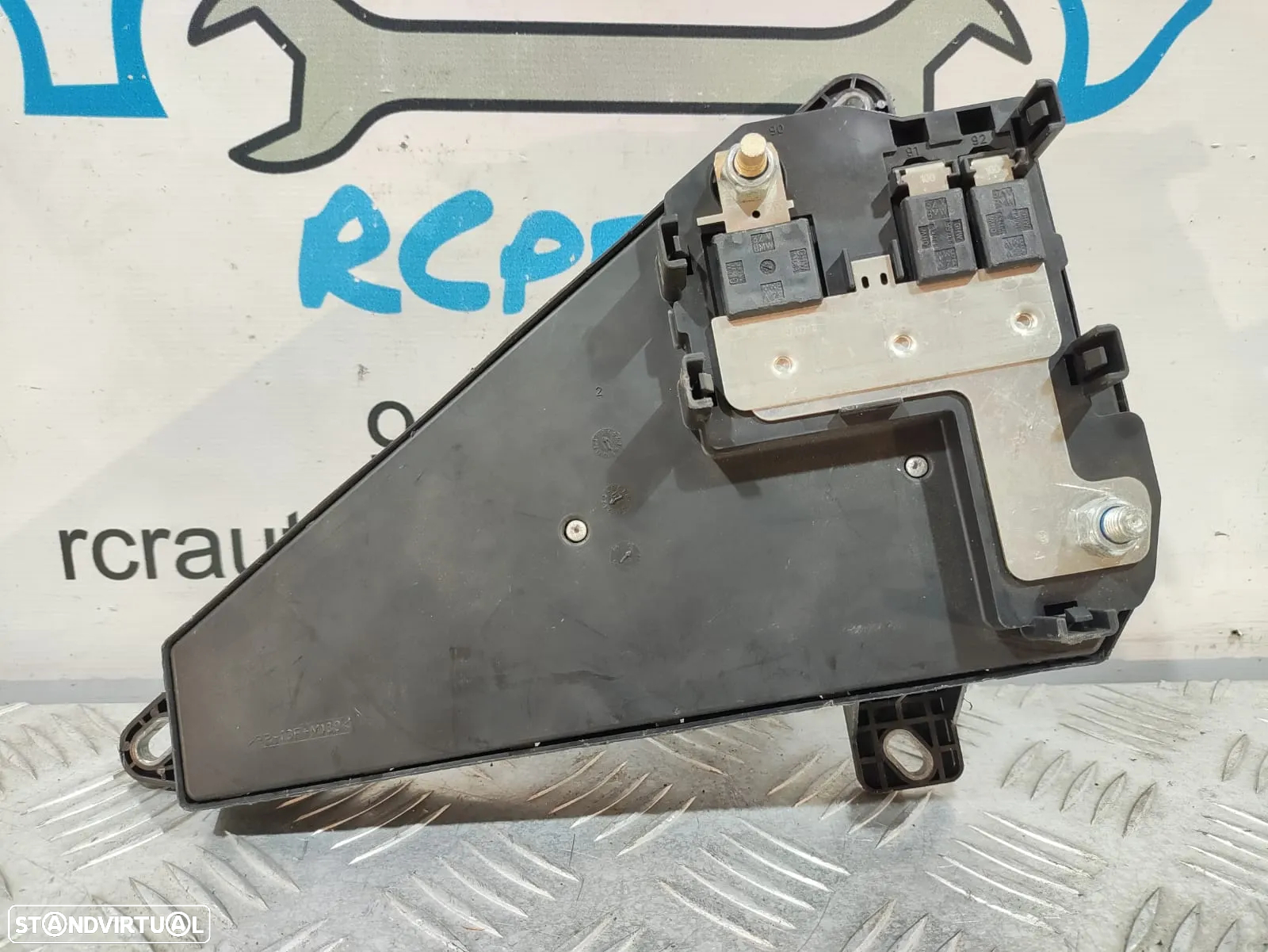 Caixa de fusíveis original BMW Serie 5/Serie 6 E60 E61/E63 E64 - 7