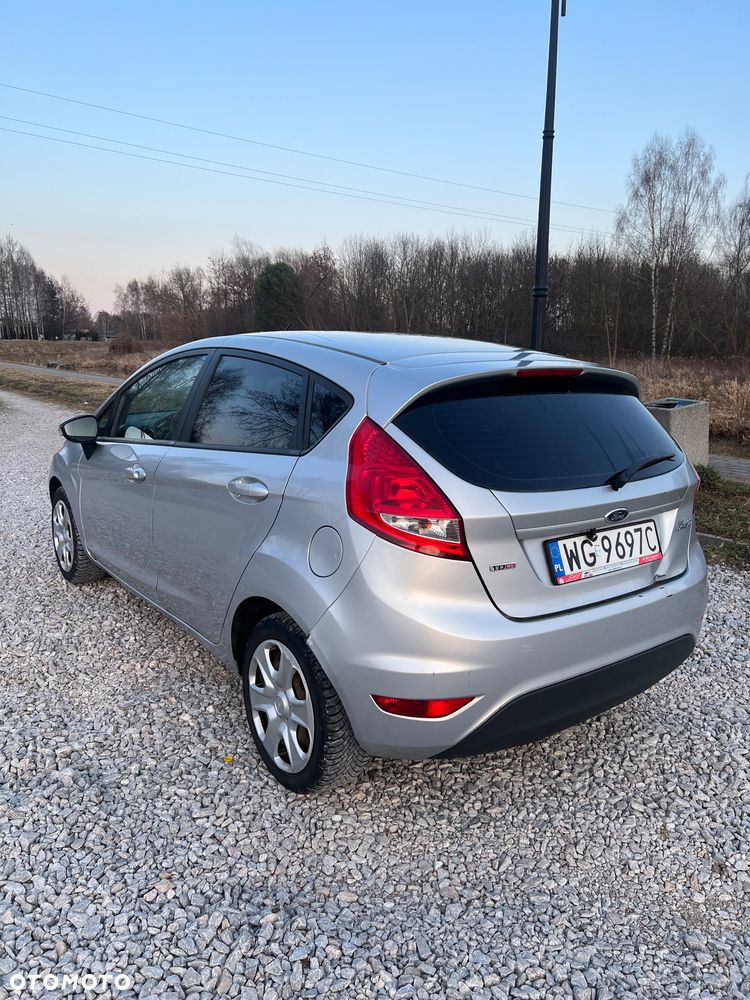 Ford Fiesta 1.4 TDCi Ambiente - 3