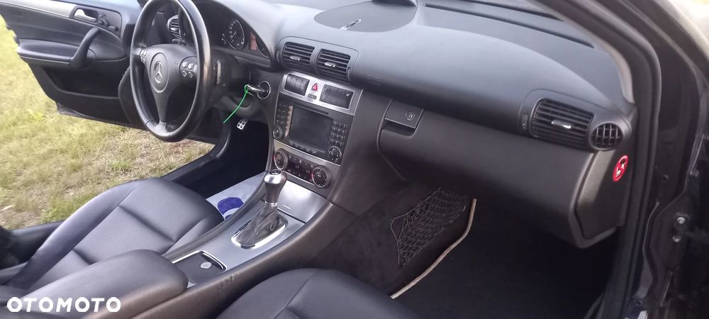 Mercedes-Benz Klasa C - 15