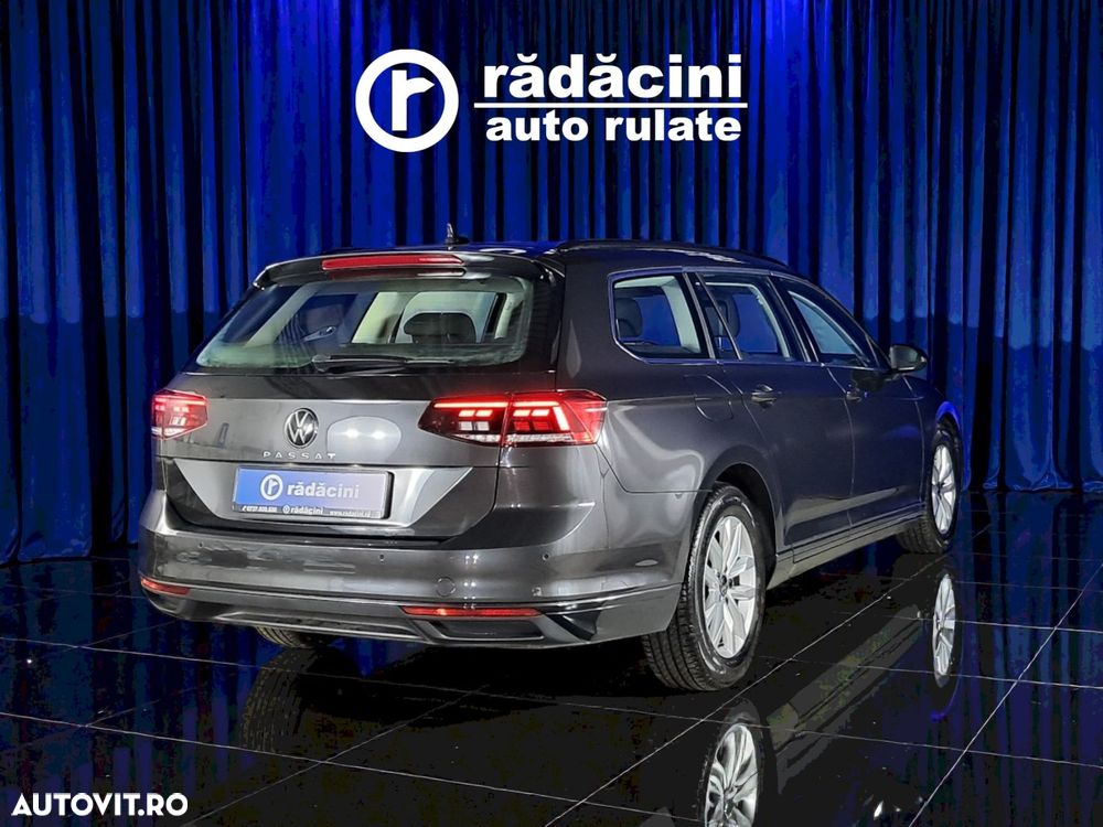 Volkswagen Passat Variant 2.0 TDI DSG Comfortline - 9