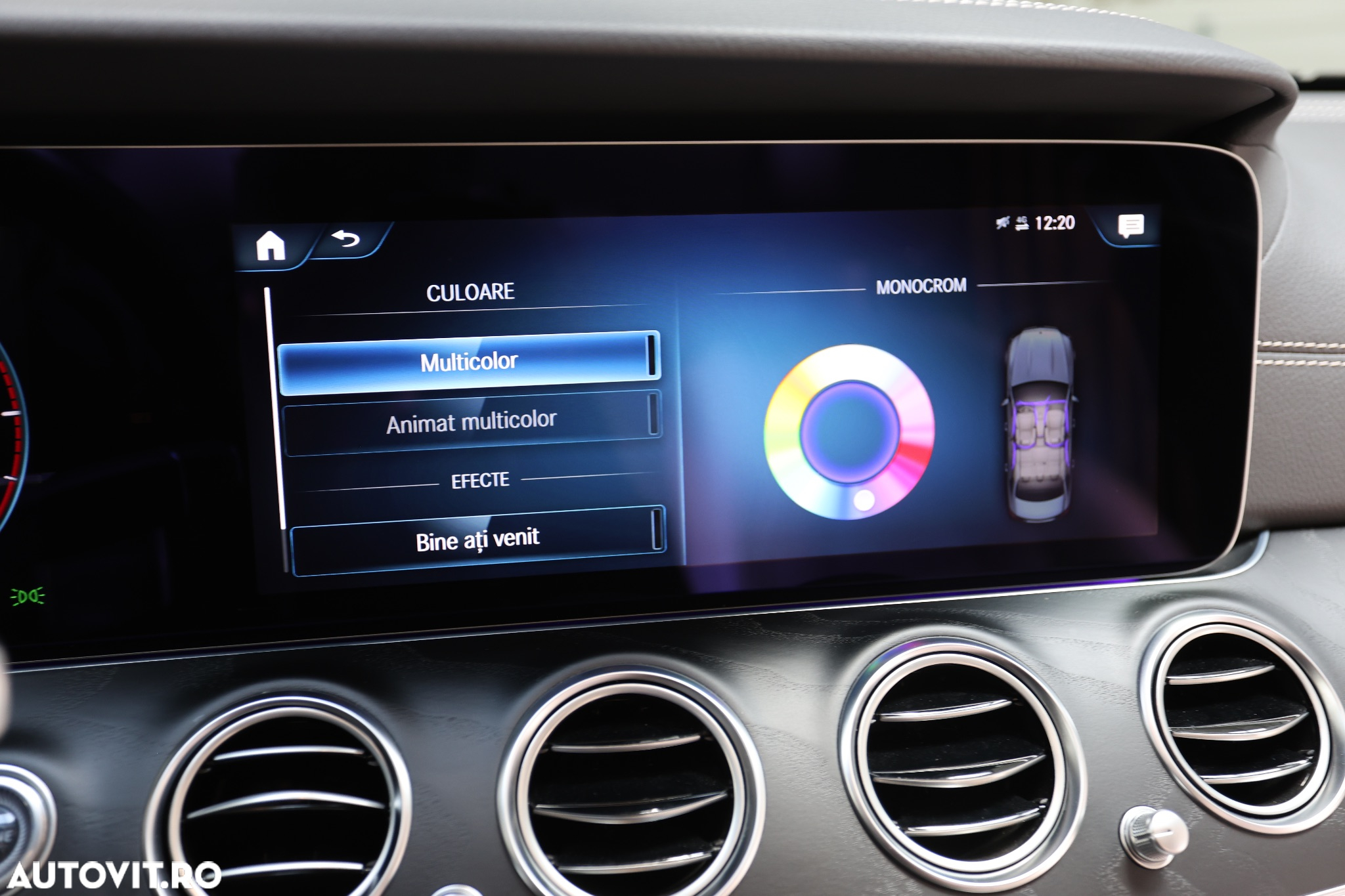 Mercedes-Benz E 300 d 4Matic 9G-TRONIC Exclusive - 34