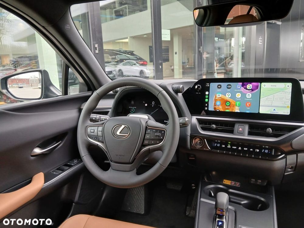 Lexus UX 300h F Sport Design - 5