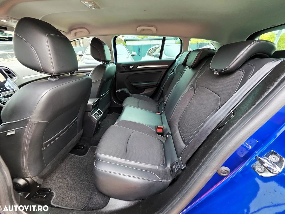 Renault Megane BLUE dCi 115 EDC BOSE EDITION - 19