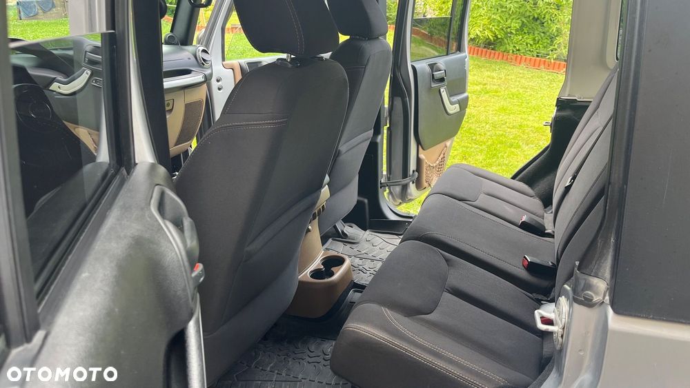 Jeep Wrangler - 20