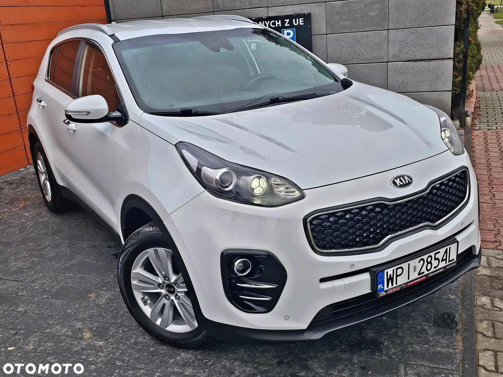 Kia Sportage 1.6 GDI 2WD DREAM-TEAM EDITION - 2