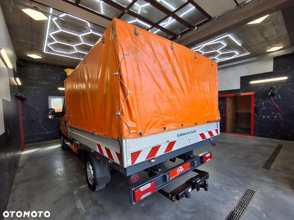 Iveco Daily 35S14 Doka Dubel Brygadówka Służba Drogowa Silnik 3.0 Pomarańczowy 6 Miejsc Hak Kamera Cofania Webasto Ogrzewanie Postojowe Plandeka Tablica Świetlna Światła Ostrzegawcze - 11