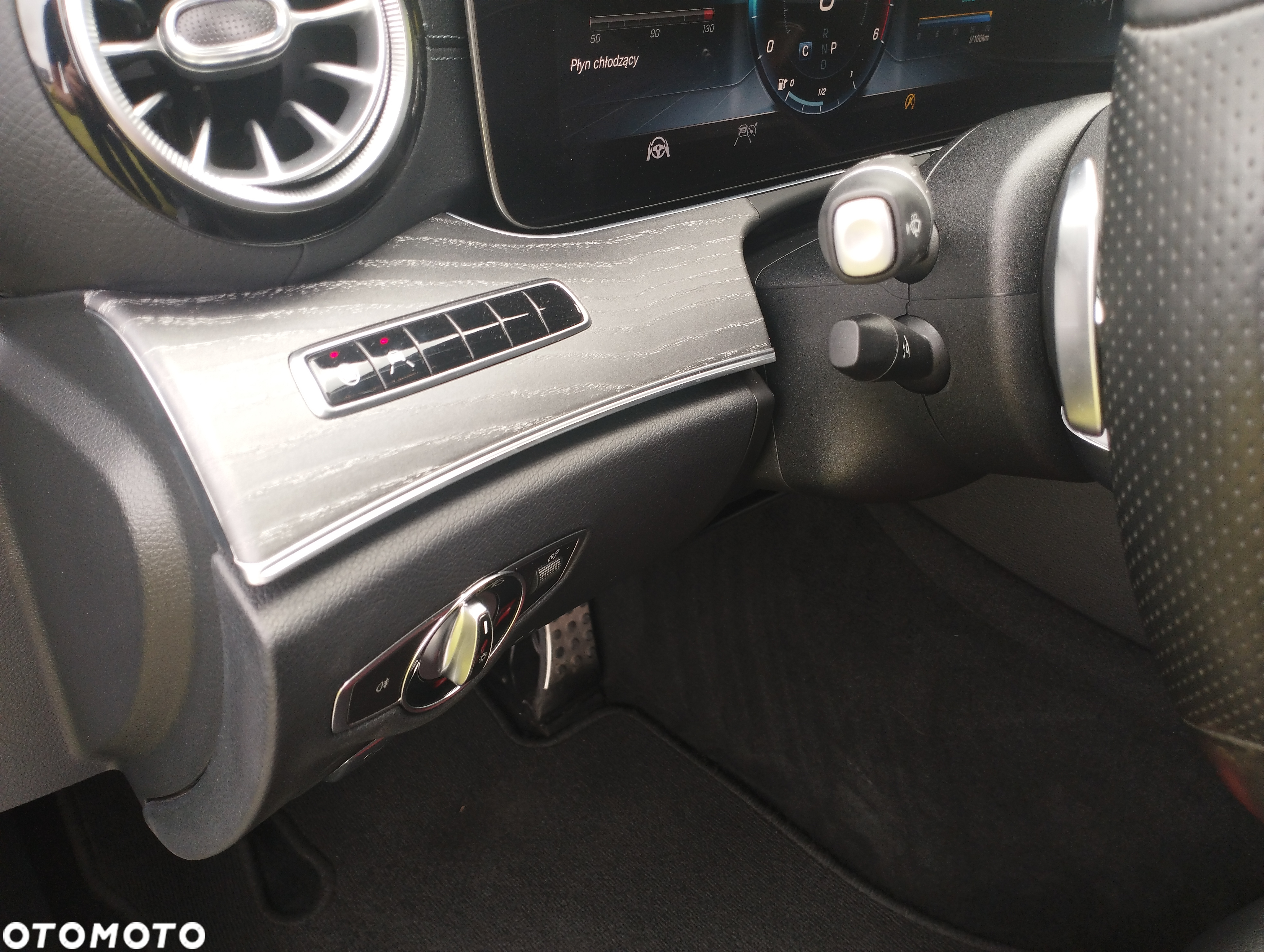 Mercedes-Benz CLS 300 d 9G-TRONIC AMG Line - 12