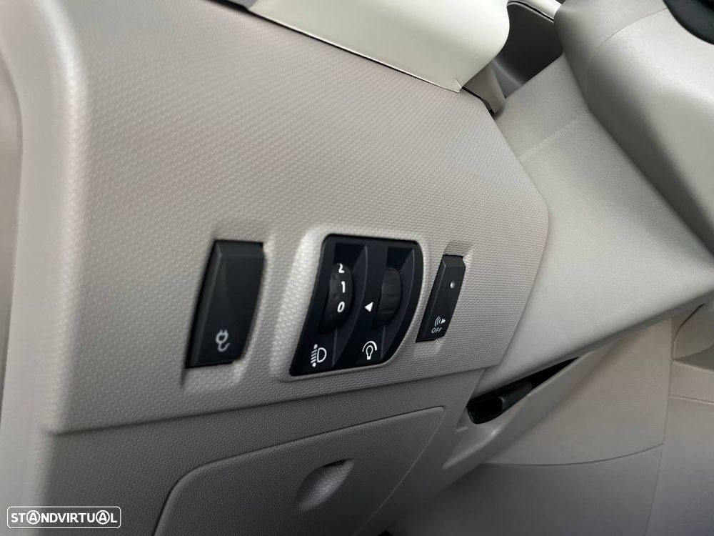 Renault Zoe (c/ Bateria) 41 kwh Intens - 15