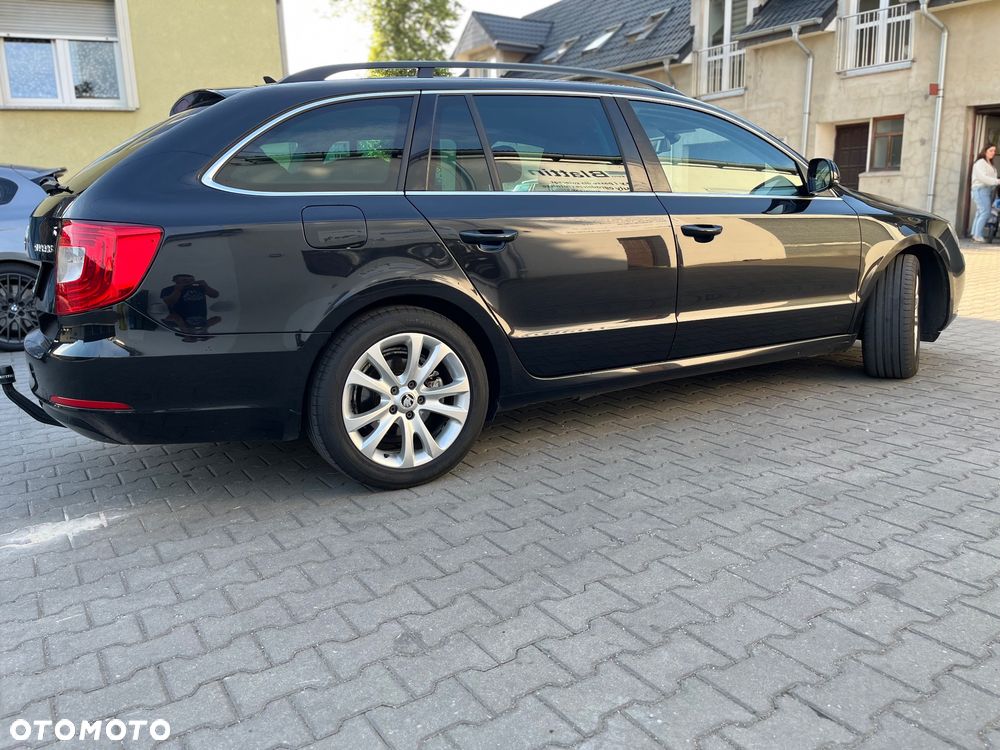 Skoda Superb 2.0 TDI Green tec DSG Active - 11