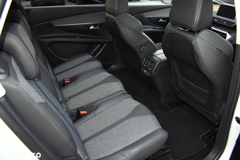 Peugeot 5008 BlueHDi 130 Allure Pack - 38