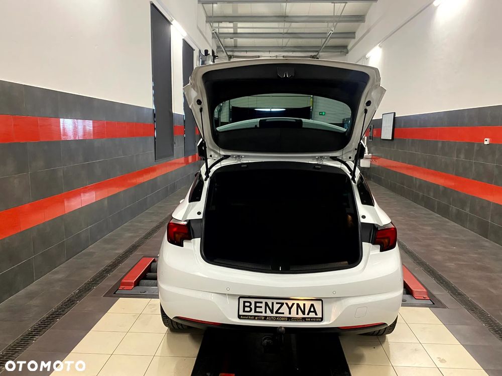 Opel Astra 1.4 T Elite - 13