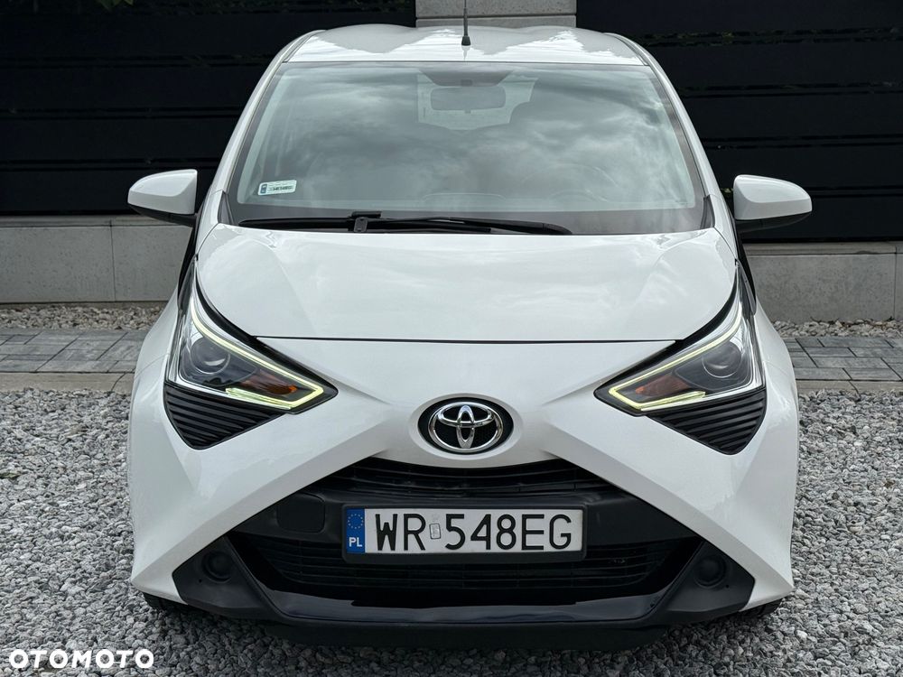 Toyota Aygo x-business - 4