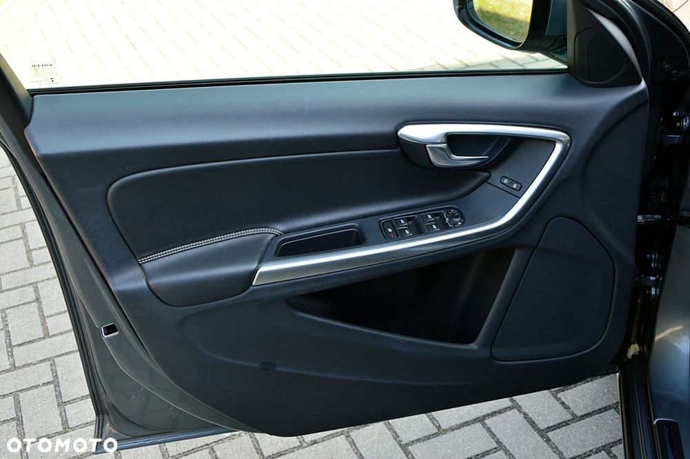Volvo V60 - 19