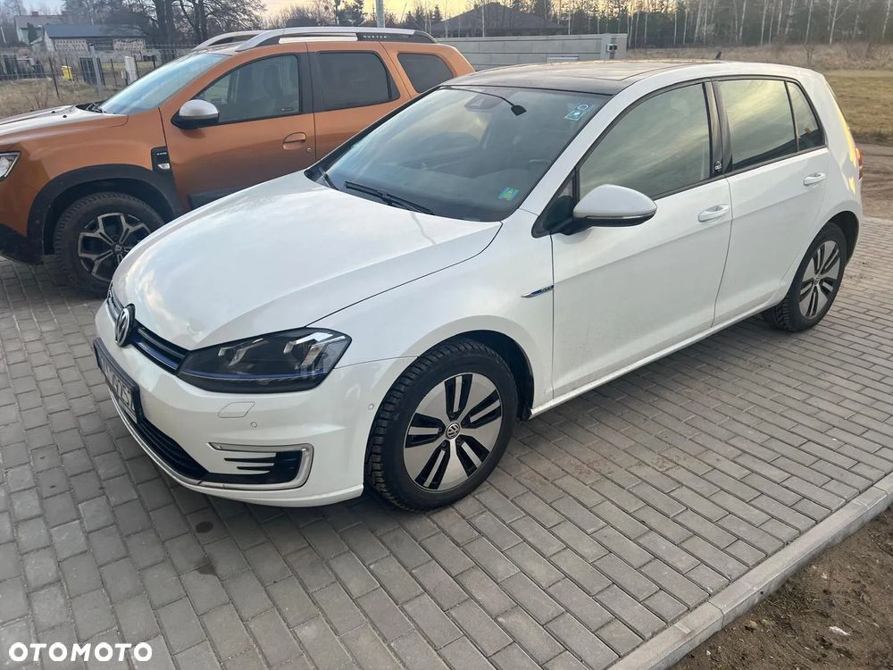 Volkswagen Golf - 5