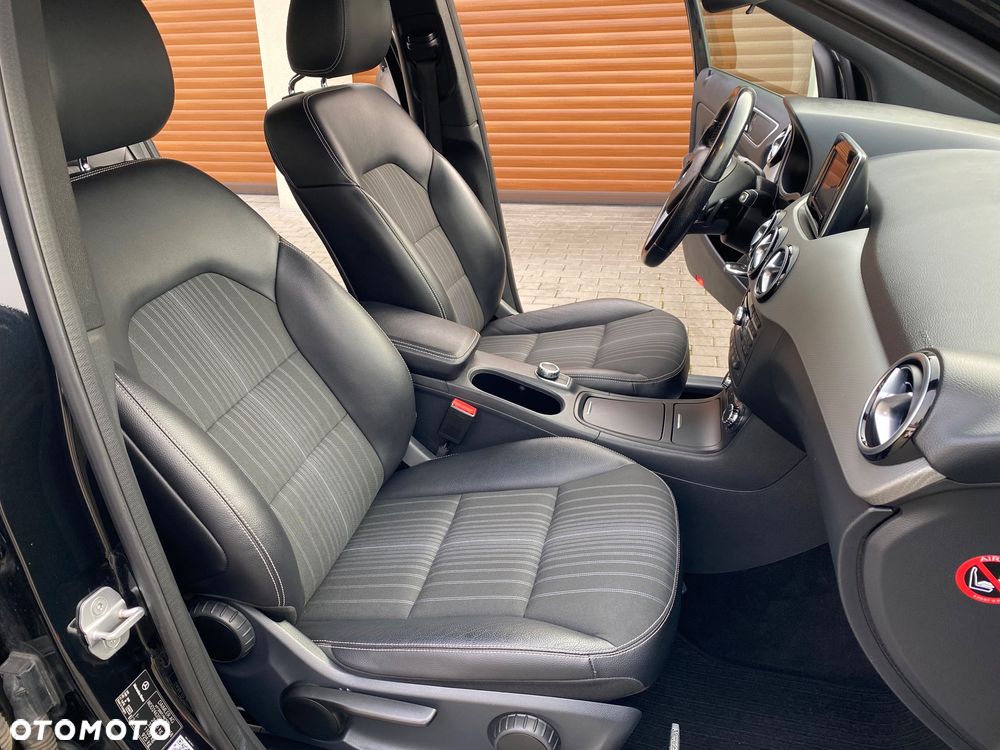 Mercedes-Benz Klasa B 180 CDI 7G-DCT - 40