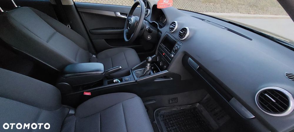 Audi A3 Sportback - 19