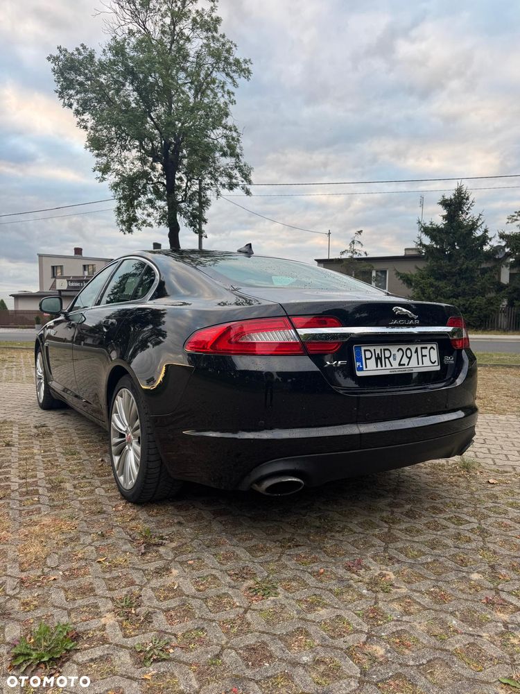 Jaguar XF 3.0 T AWD Luxury - 7