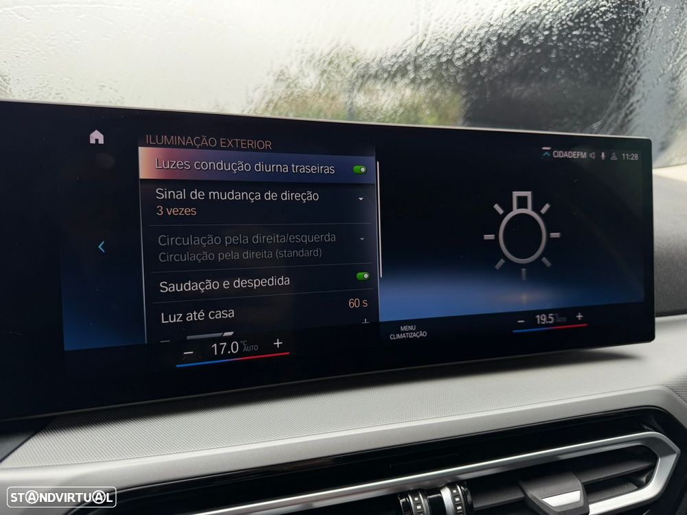 BMW 318 d Auto - 59