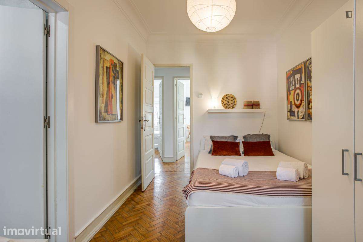 Quarto - localizado em Roma-Areeiro Lisbon - Grande imagem: 3/18