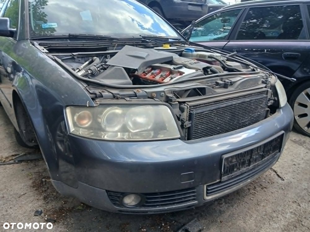 Audi A4 B6 Kombi za części. - 6