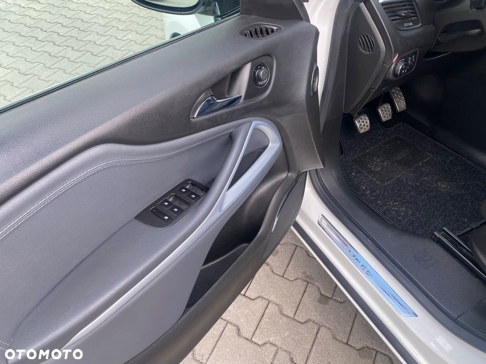 Opel Zafira Tourer 2.0 CDTI Innovation - 17