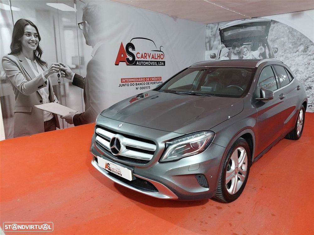 Mercedes-Benz GLA 180 CDi Urban - 2